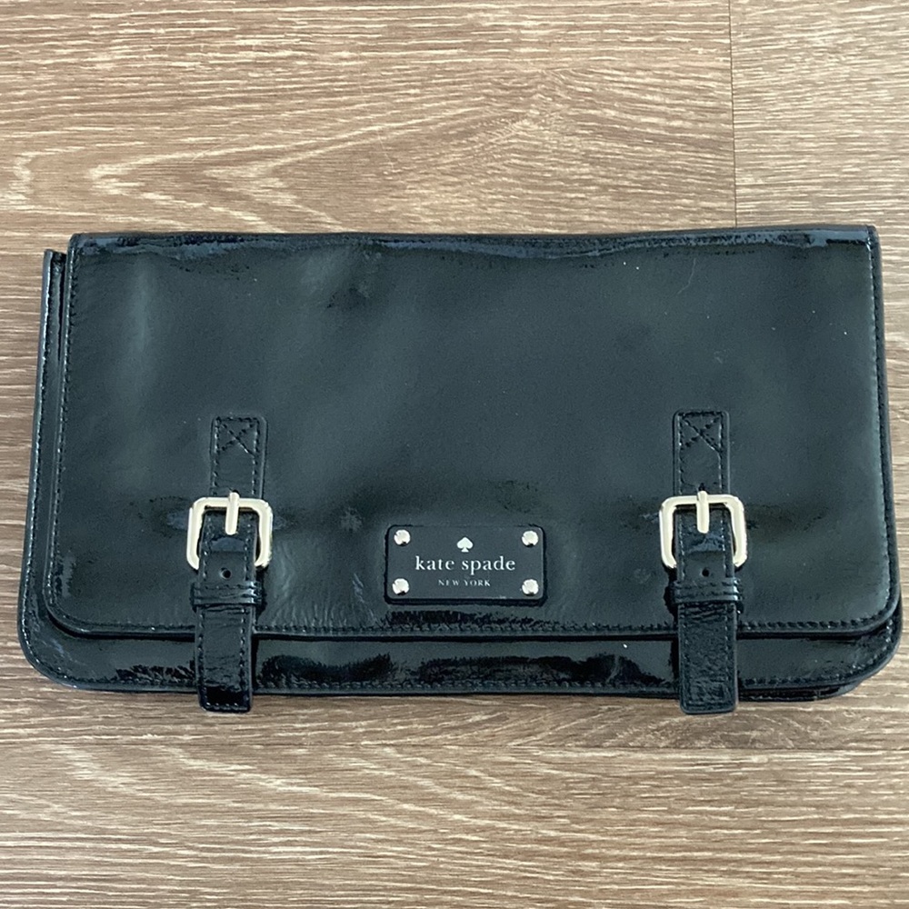 Kate Spade | Ellie Flicker | Extra Large Black Patent Leather Clutch